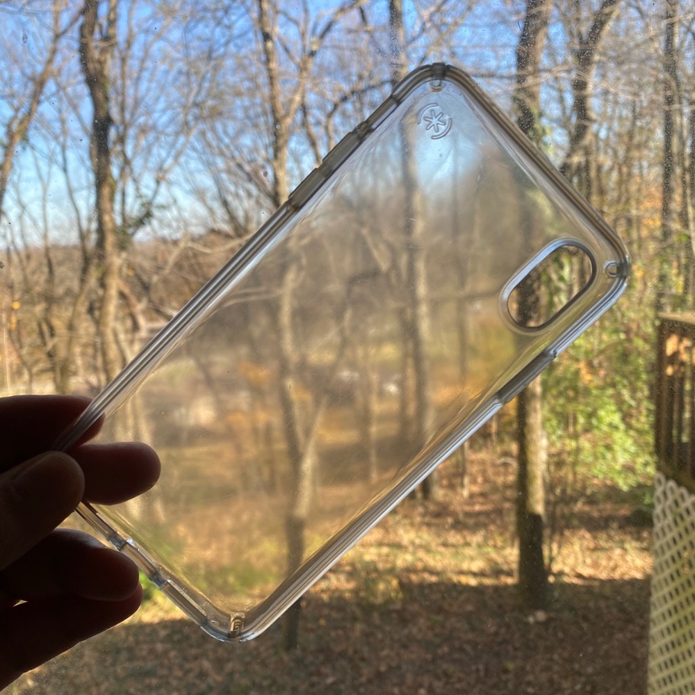 Speck iPhone XS Max clear case